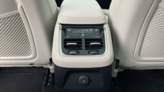 Volvo XC90 2.0 T8 PHEV Ultra Dark 5dr AWD Geartronic Estate